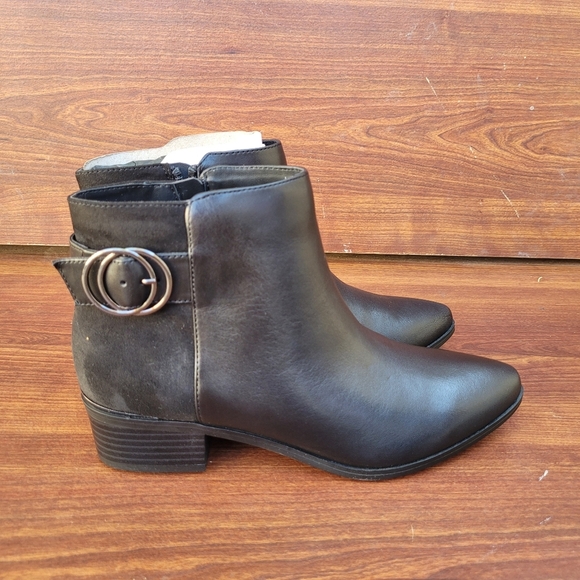 New Alfani Oakleyy Black Ankle Boots Women's Size 6 - Picture 7 of 16